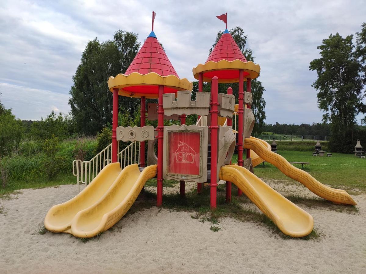 Miodowa Sadyba Domki Caloroczne Kluczbork Ligota Zamecka Exterior foto
