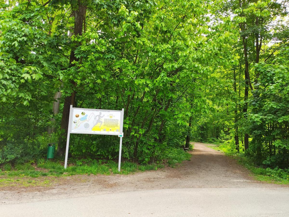 Miodowa Sadyba Domki Caloroczne Kluczbork Ligota Zamecka Exterior foto