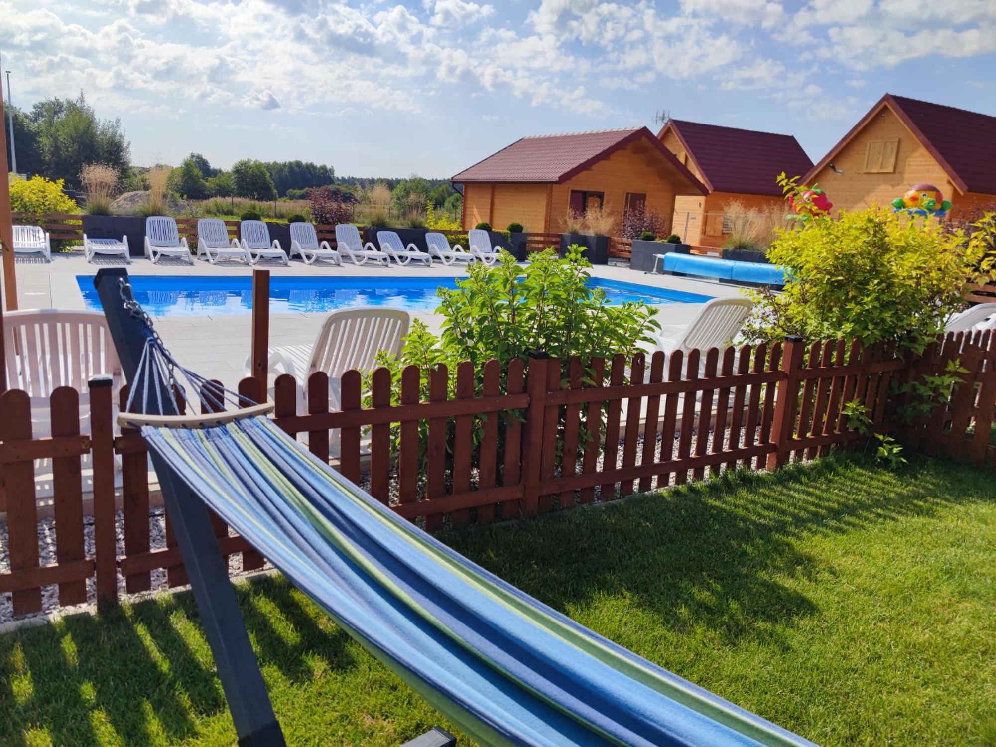 Miodowa Sadyba Domki Caloroczne Kluczbork Ligota Zamecka Exterior foto